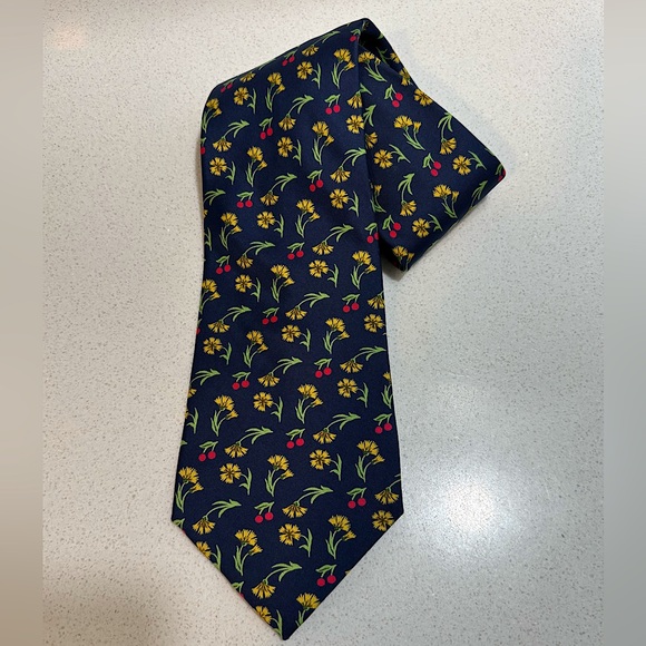 Hermes Floral Cherry Navy Men’s Silk Tie Vintage - Picture 1 of 8